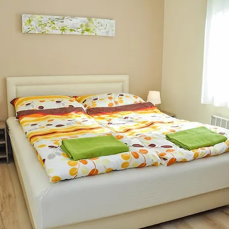 Green Garden Apartman