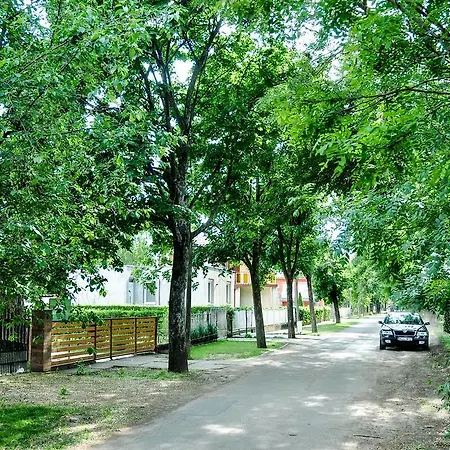 Apartment Green Garden Apartman Hajduszoboszlo